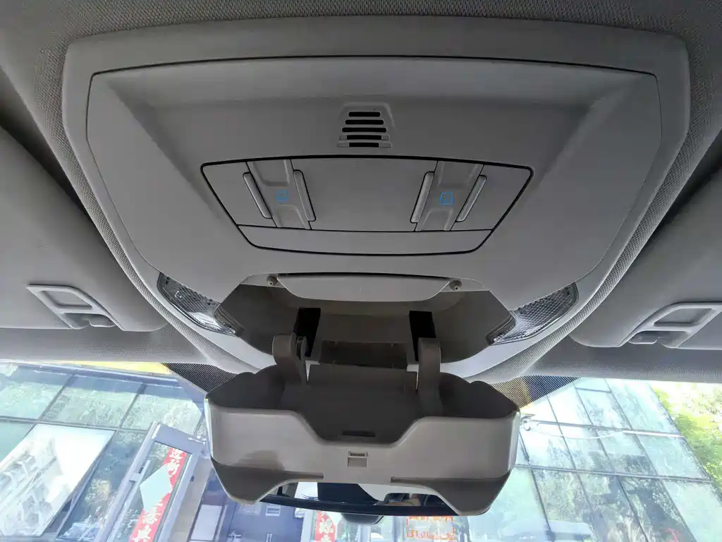 Ford Kuga 2018 — фото 19