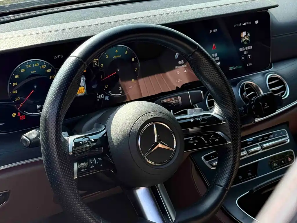 Mercedes-Benz E-Class 2023 — фото 7
