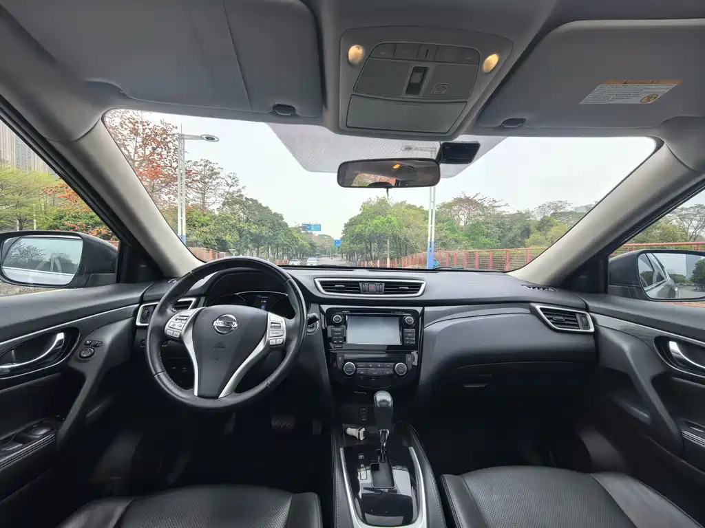 Nissan X-Trail 2014