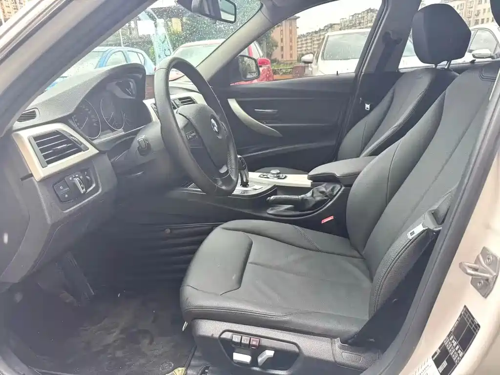 BMW 3 Series 2016
