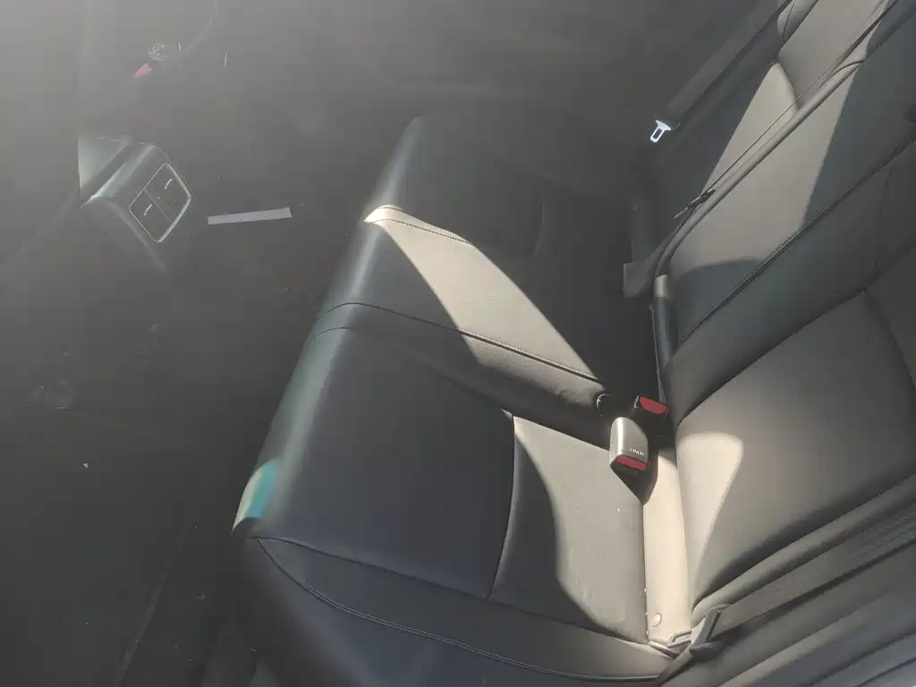Honda Accord 2021 — фото 11