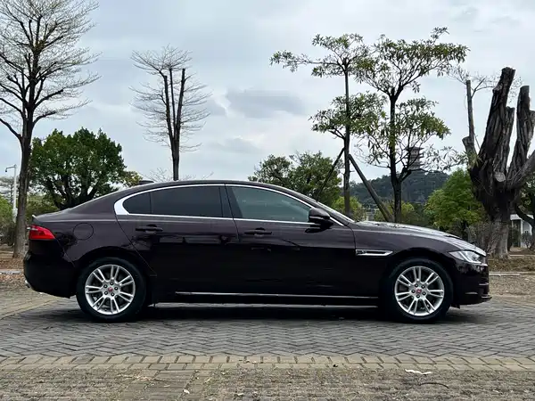 Jaguar XEL 2019