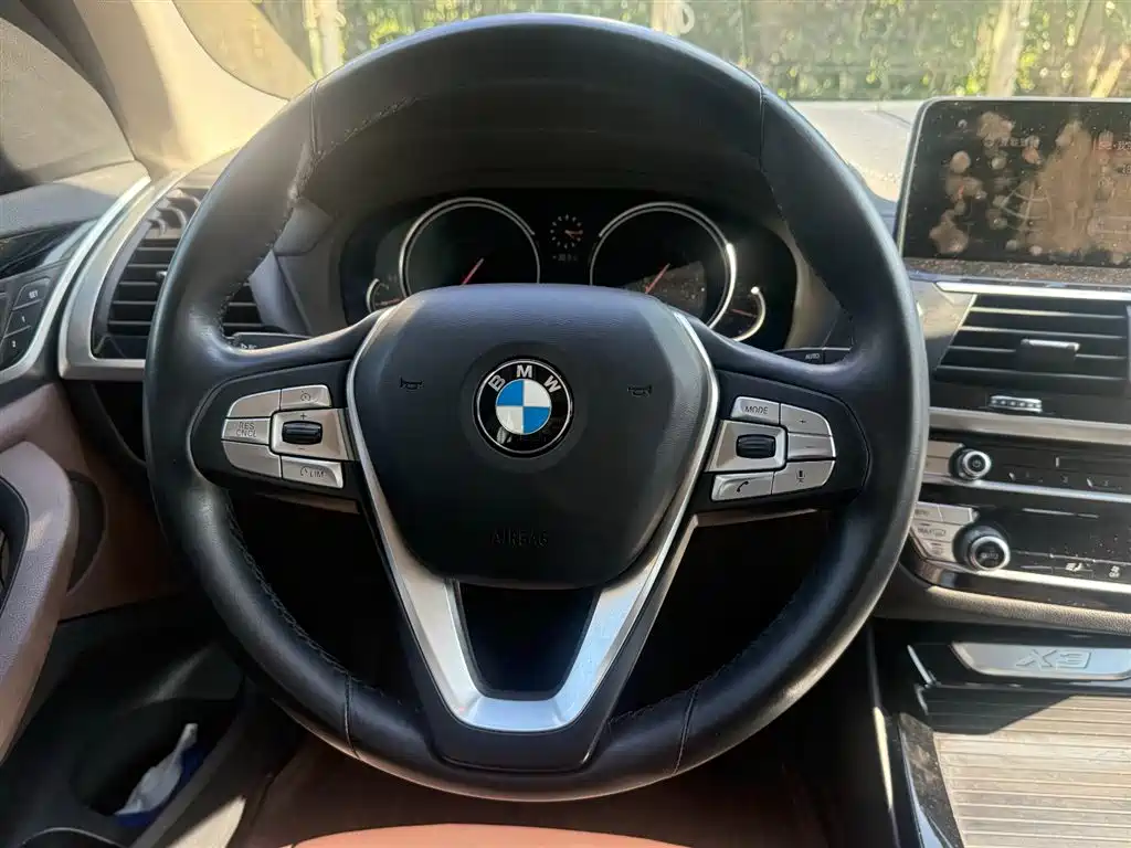 BMW X3 2019 — фото 11