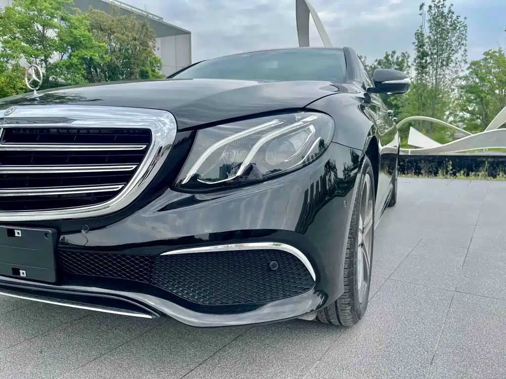 Mercedes-Benz E-Class 2018 — фото 4
