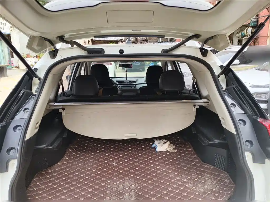 Nissan X-Trail 2018 — фото 10