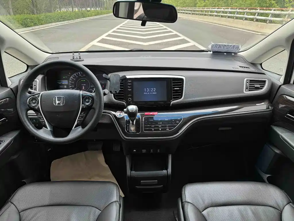 Honda Odyssey 2020 — фото 14