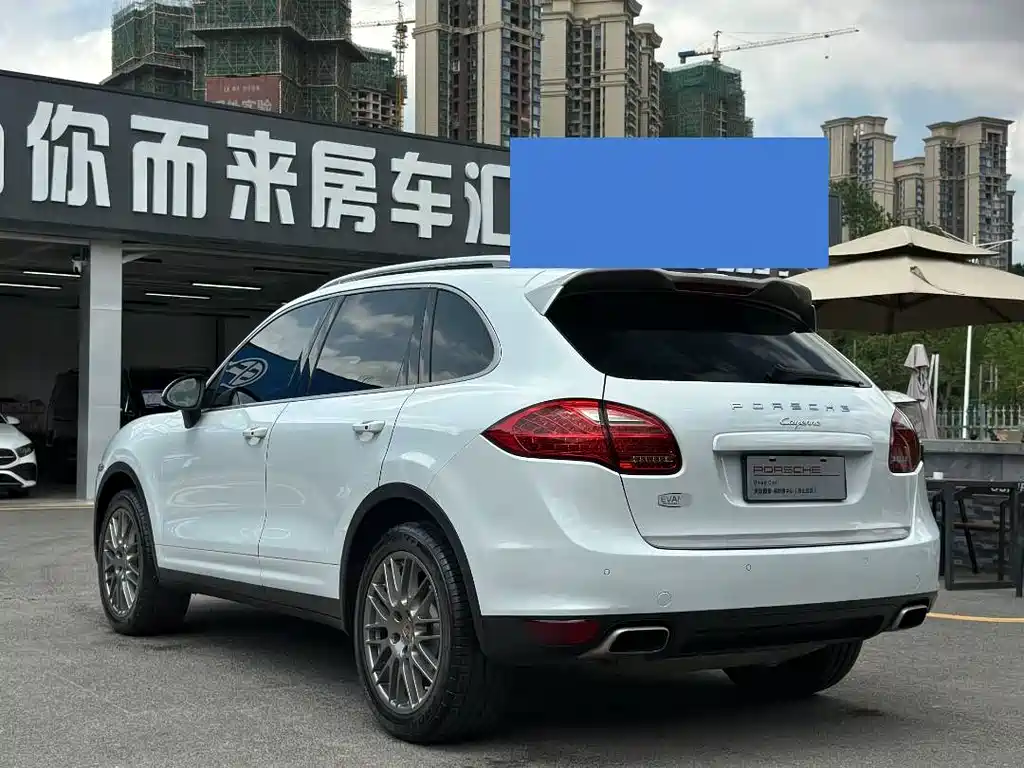Porsche Cayenne 2014 — фото 17