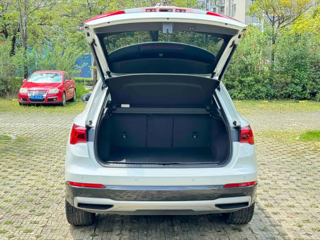 Audi Q3 2022 — фото 13