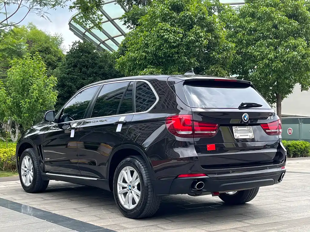 BMW X5 2017 — фото 9