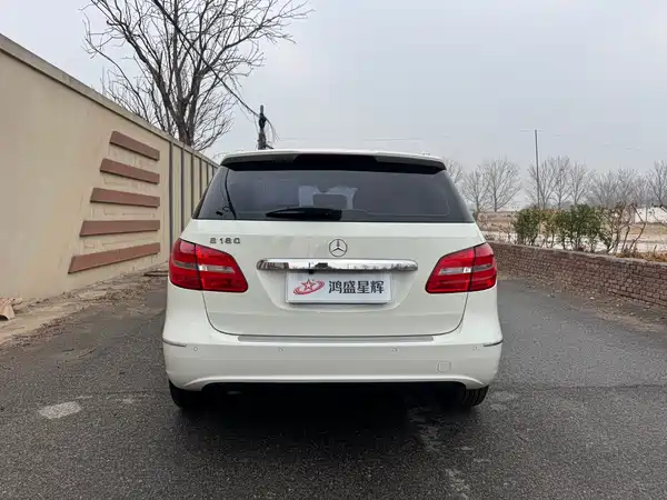 Mercedes-Benz B-Class 2012