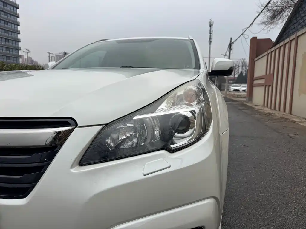 Subaru Outback 2013 — фото 24