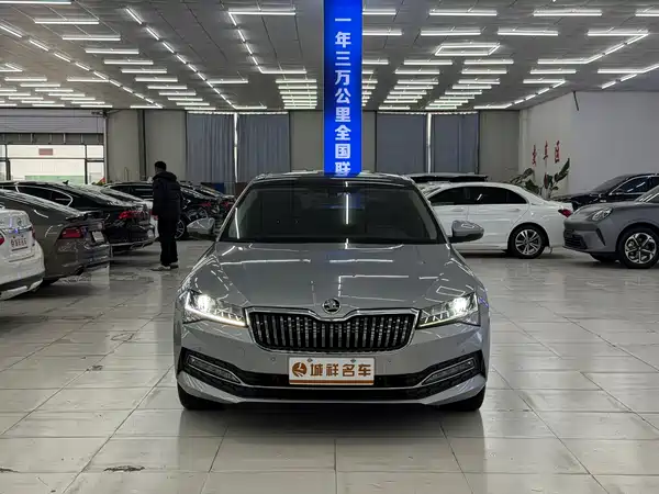 Skoda Superb 2023