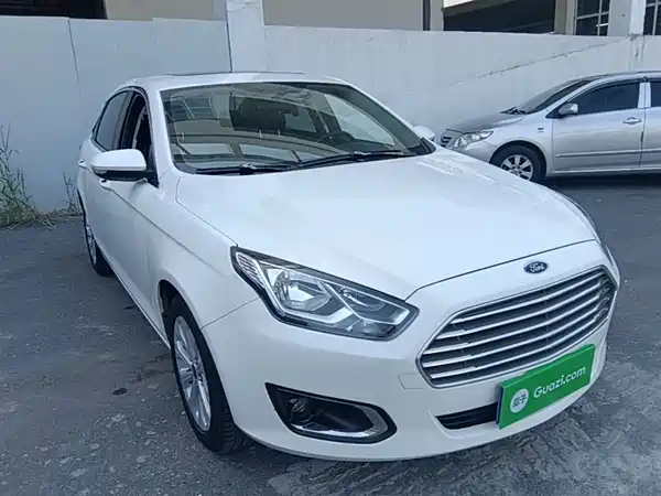 Ford Escort 2017