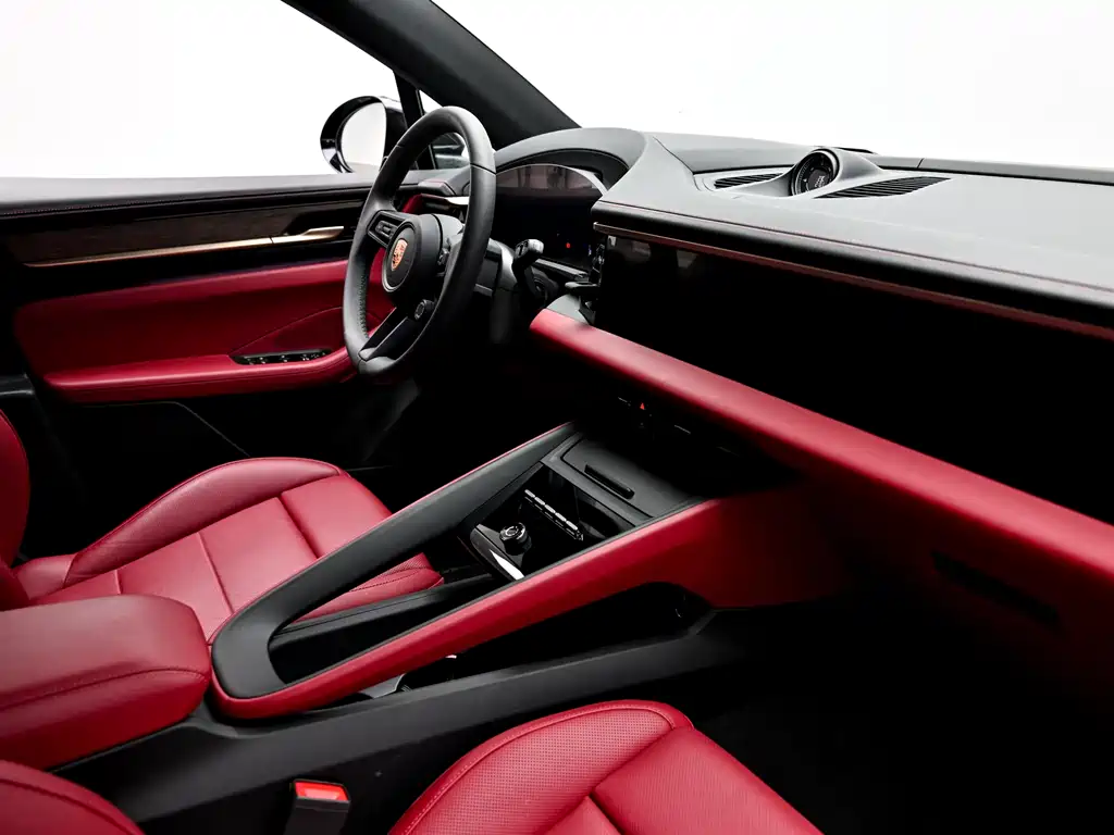 Porsche Macan EV 2025 — фото 13