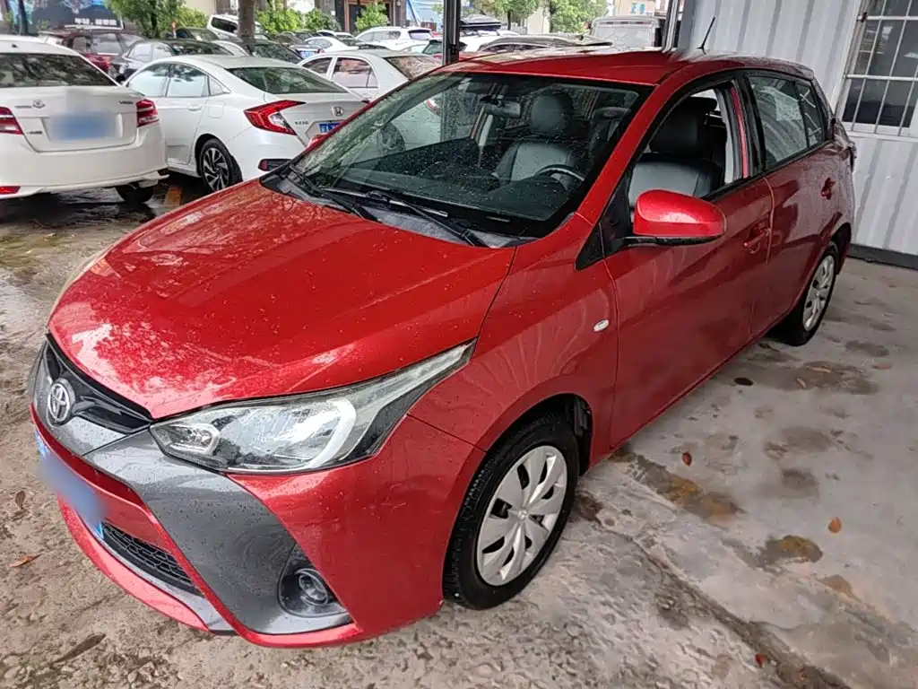 Toyota Yaris L 2016 — фото 1