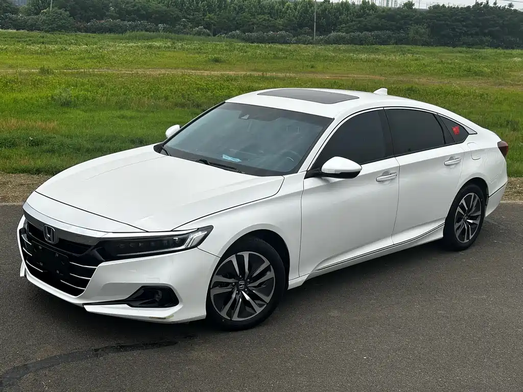 Honda Accord 2022 — фото 1