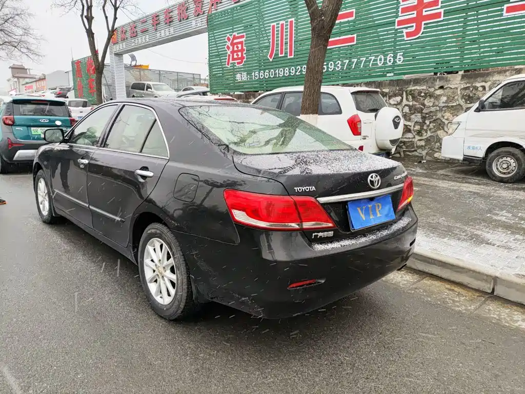 Toyota Camry 2015 — фото 23