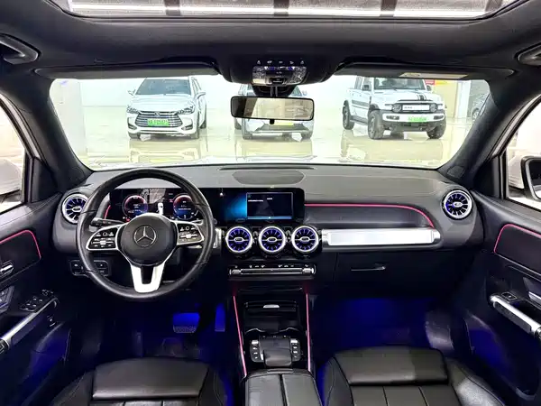 Mercedes-Benz GLB 2021