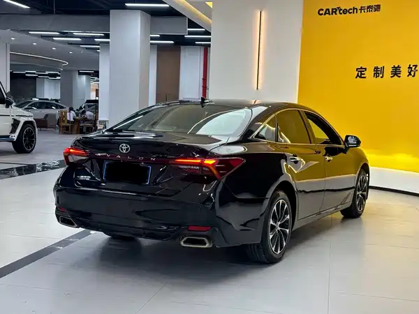 Toyota Avalon 2023