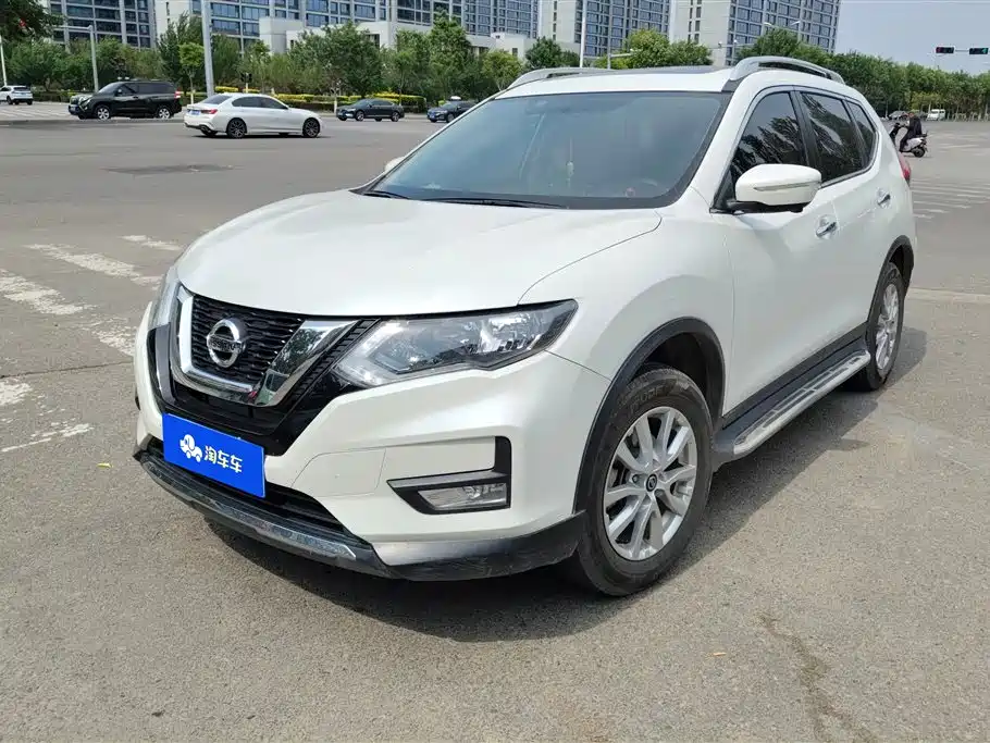Nissan X-Trail 2018 — фото 1