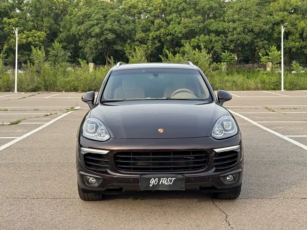 Porsche Cayenne 2015 — фото 2