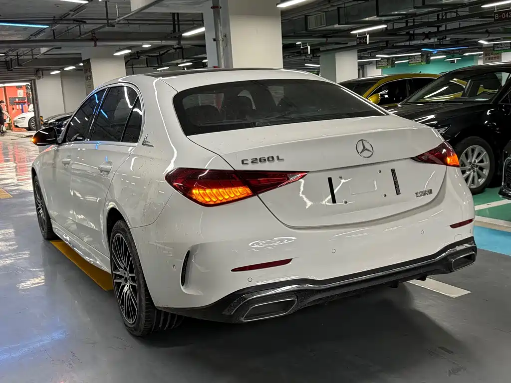 Mercedes-Benz C-Class 2023 — фото 16