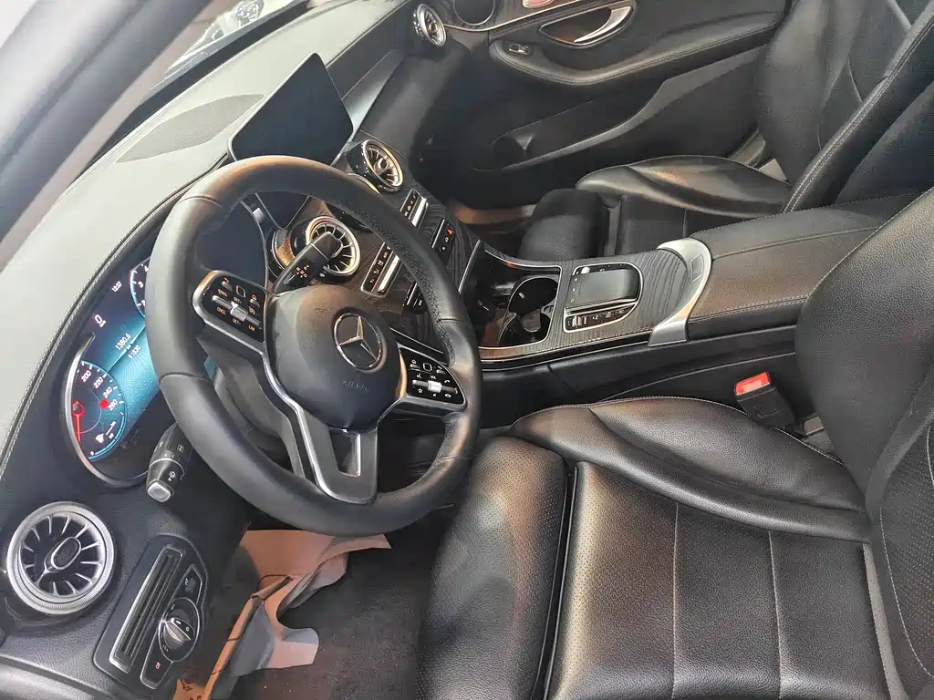 Mercedes-Benz C-Class 2019 — фото 5