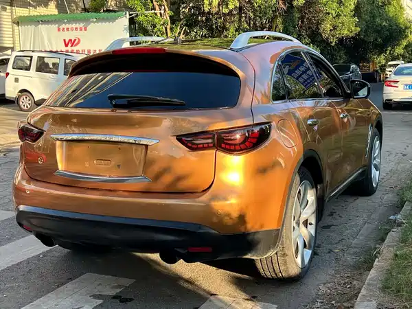 Infiniti FX 2012