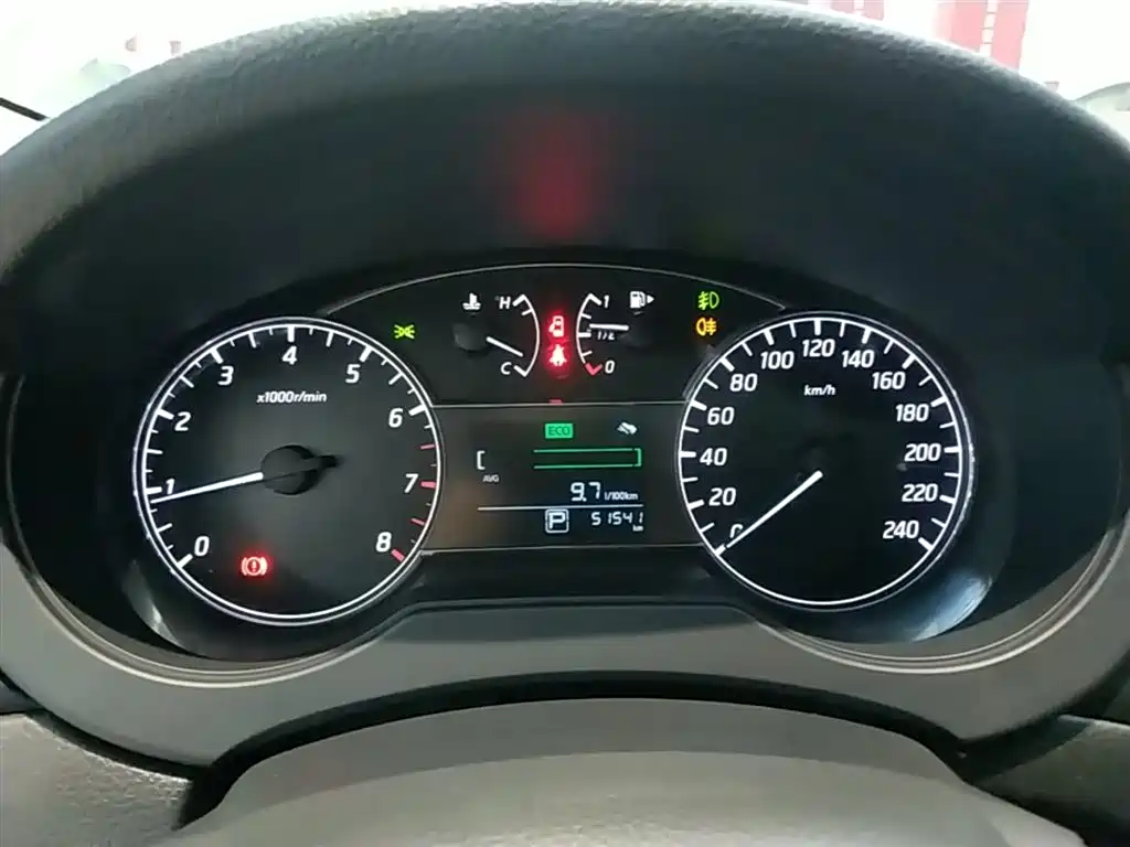 Nissan Tiida 2019 — фото 12