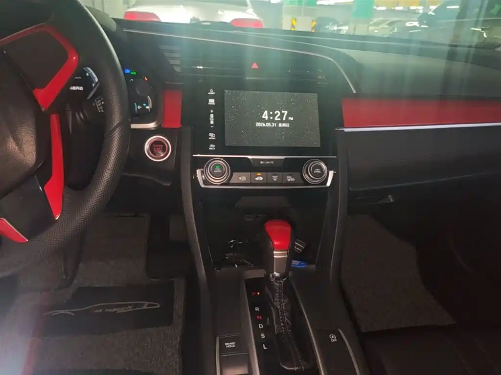 Honda Civic 2019 — фото 13