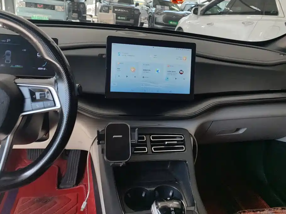 BYD Qin PLUS 2023 — фото 13