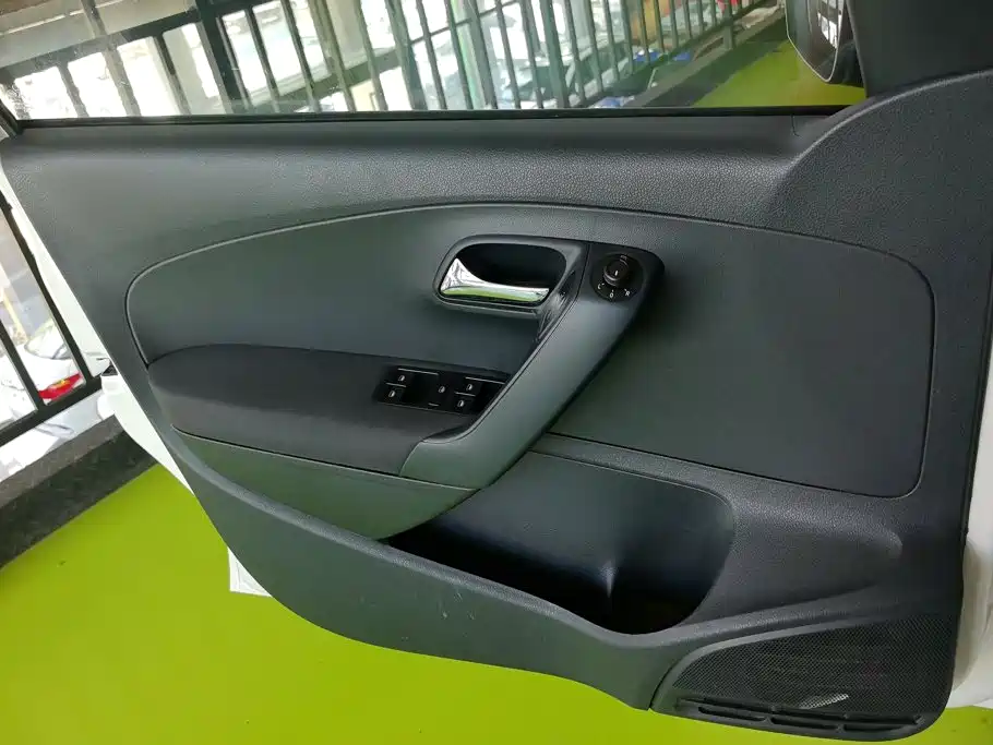 Volkswagen Polo 2016