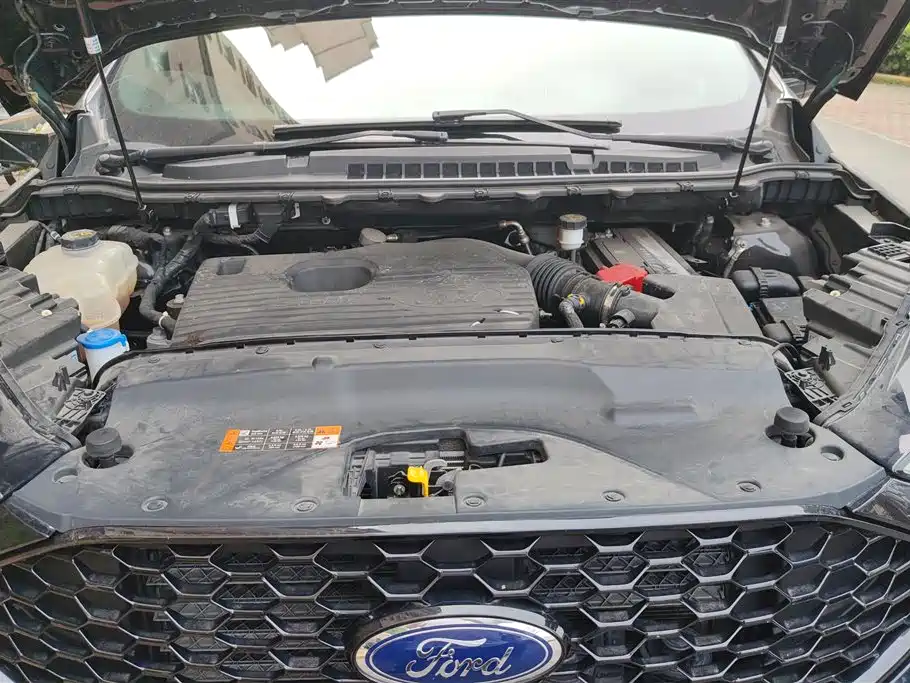 Ford Edge 2019 — фото 10