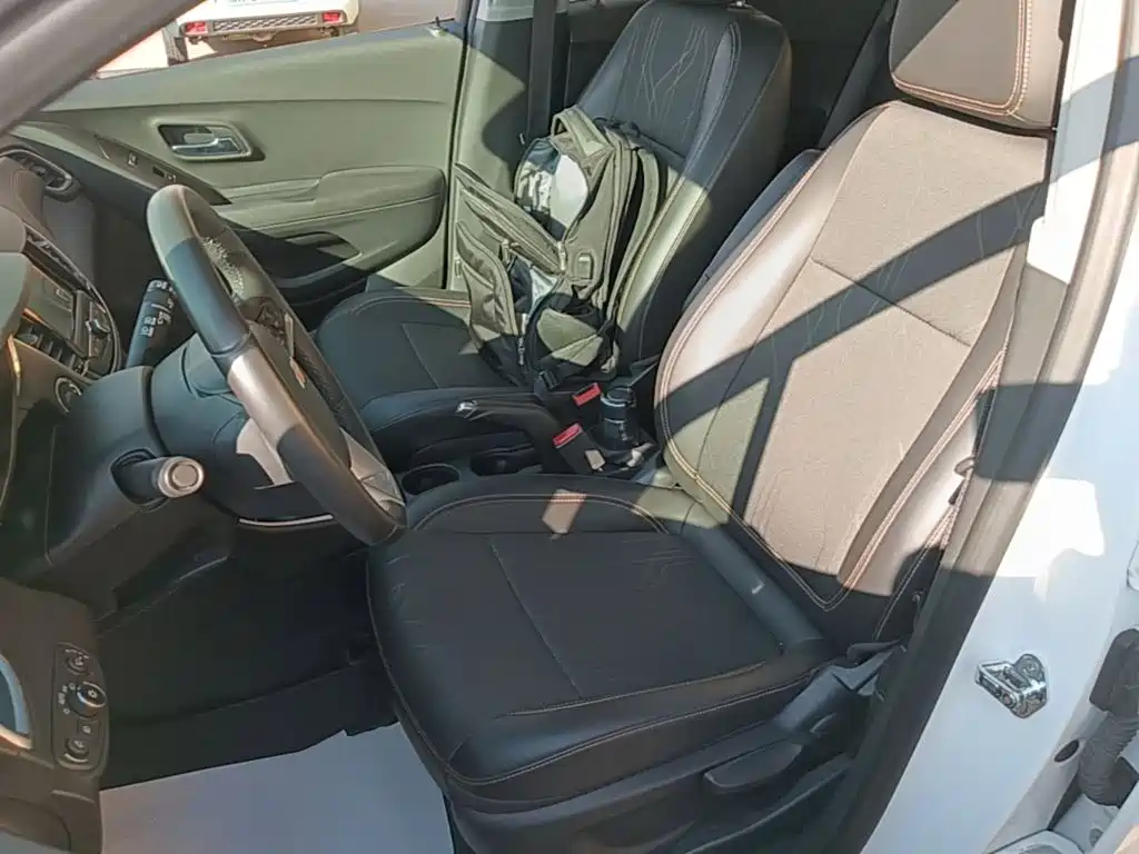 Chevrolet Trax 2019 — фото 15