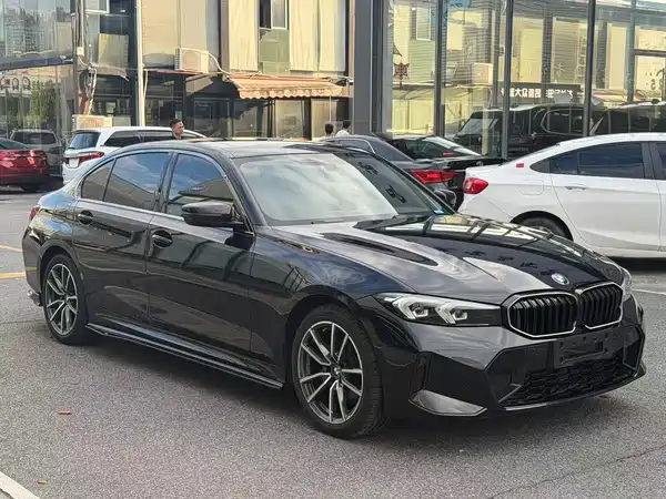 BMW 3 Series 2023