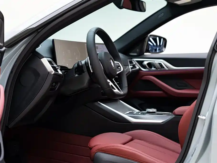 BMW 4 Series 2025 — фото 9