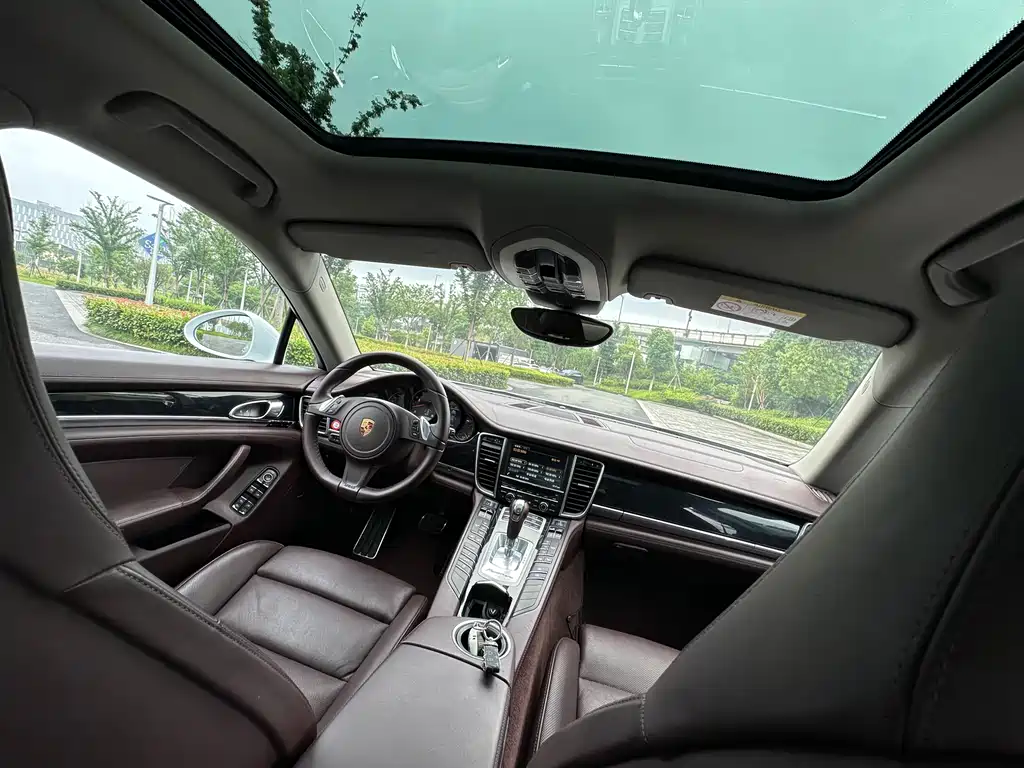 Porsche Panamera 2016 — фото 13