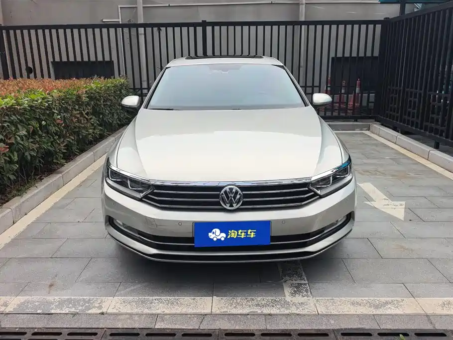 Volkswagen Magotan 2018 — фото 2