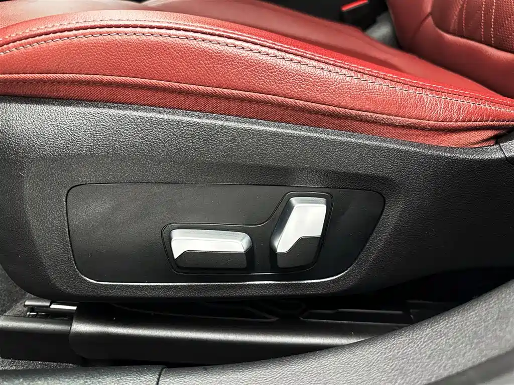 BMW 3 Series 2023 — фото 20