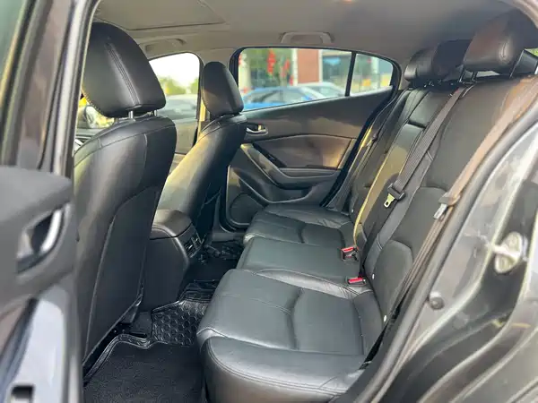 Mazda 3 Axela 2017