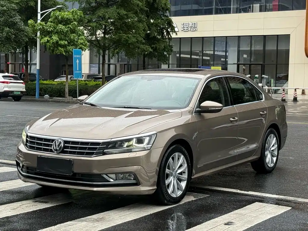 Volkswagen Passat 2016 — фото 1