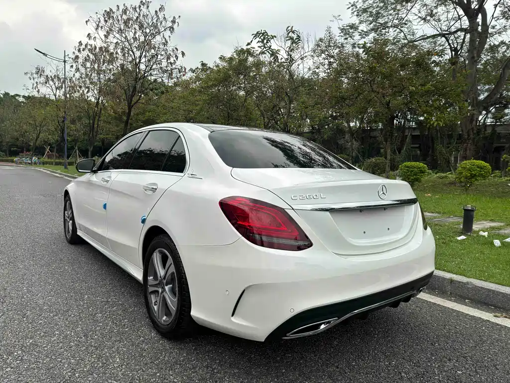 Mercedes-Benz C-Class 2021 — фото 17