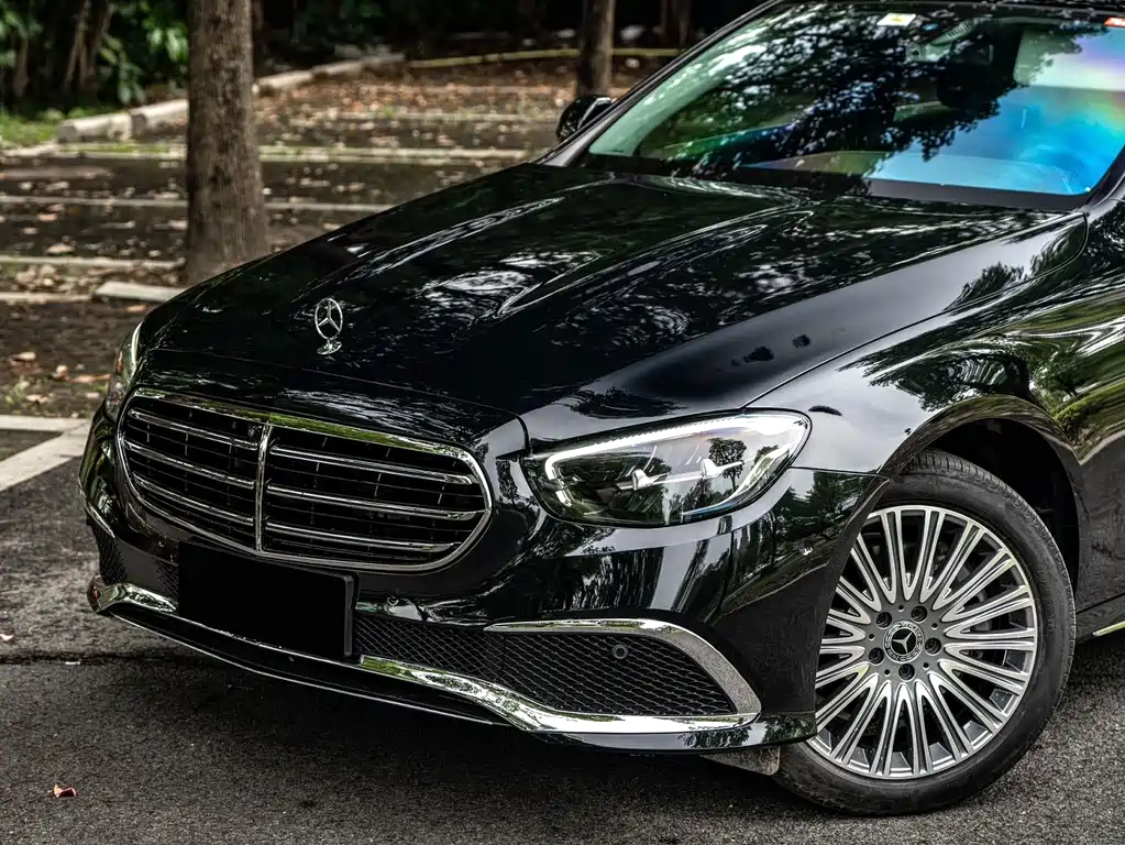 Mercedes-Benz E-Class 2021