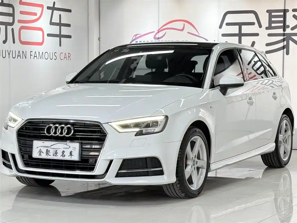 Audi A3 2019 — фото 1