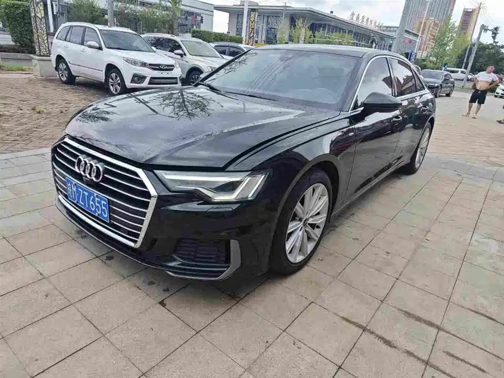 Audi A6L 2022
