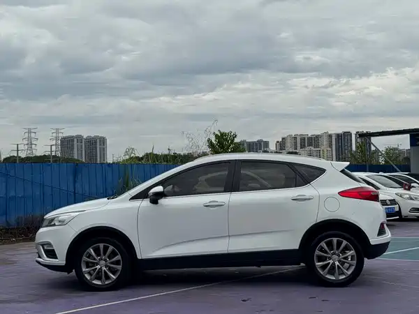 Geely Emgrand GS 2018