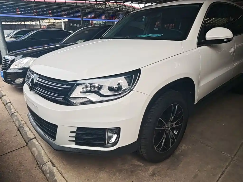 Volkswagen Tiguan 2016 — фото 2