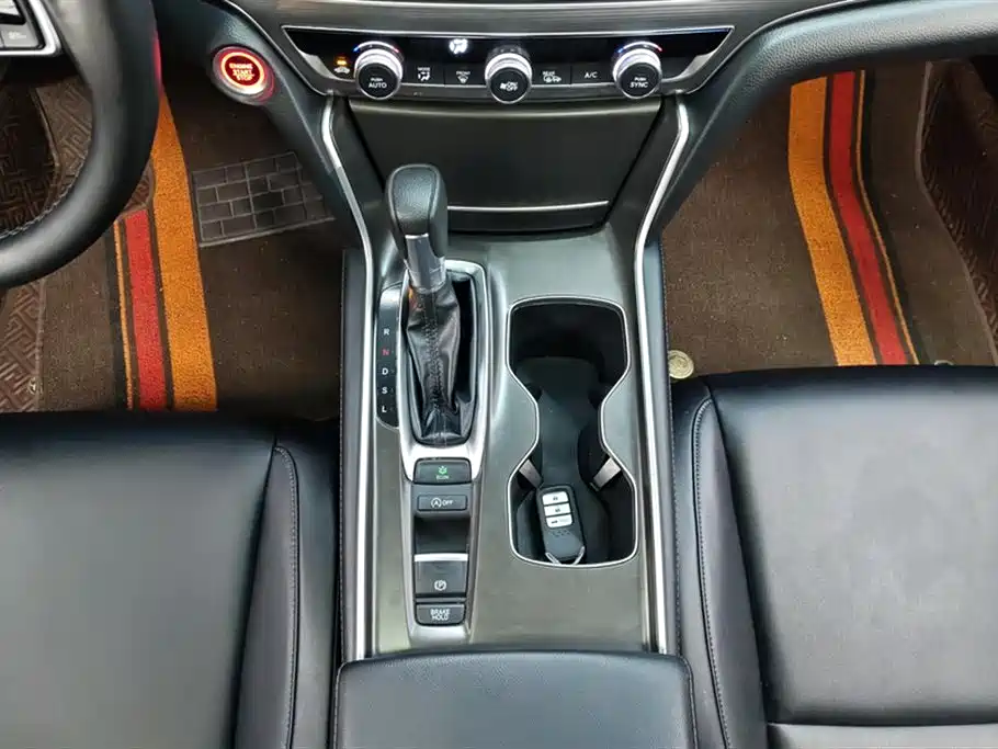 Honda Accord 2021 — фото 16