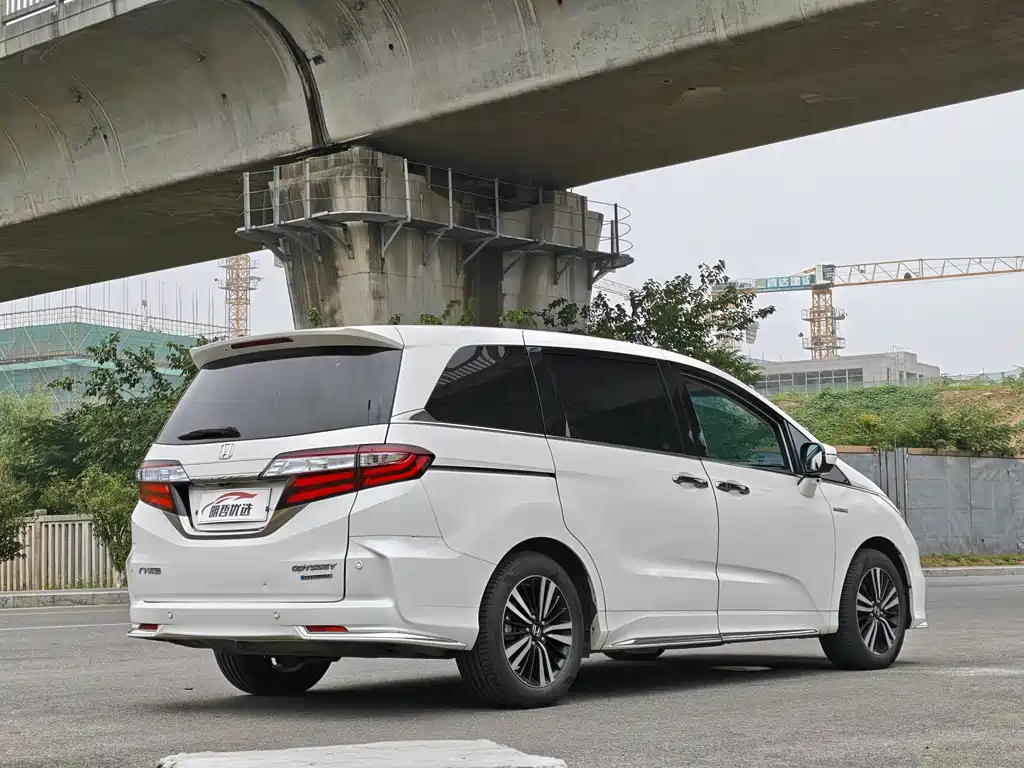 Honda Odyssey 2021 — фото 4