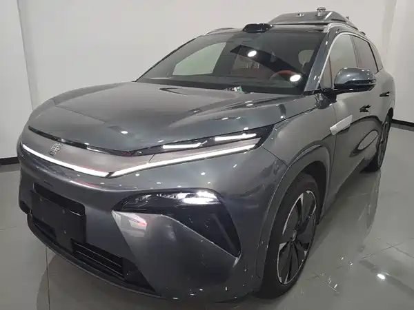 BYD Tang L 2025